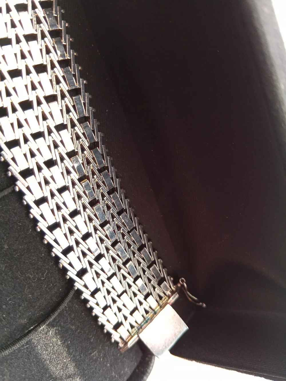 Silver and Gold Metal Link Phone Strap - Unbranded